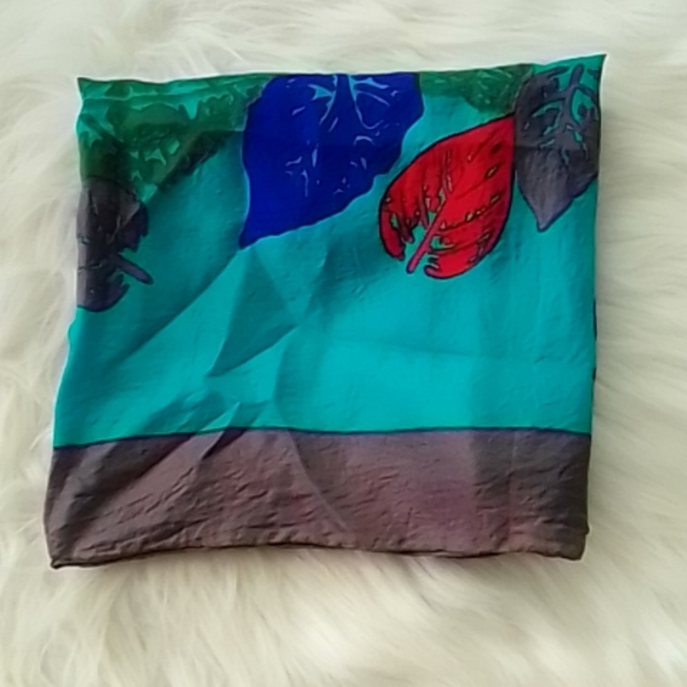 Scarf - Picture 6 of 6
